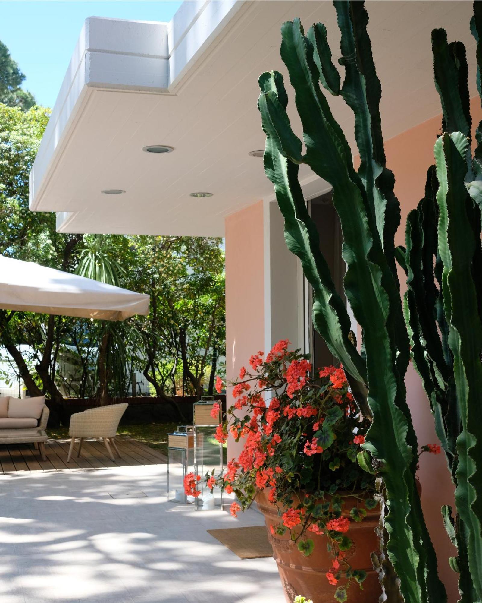 Hotel Piccolo Mondo Лидо Ди Камайоре Екстериор снимка